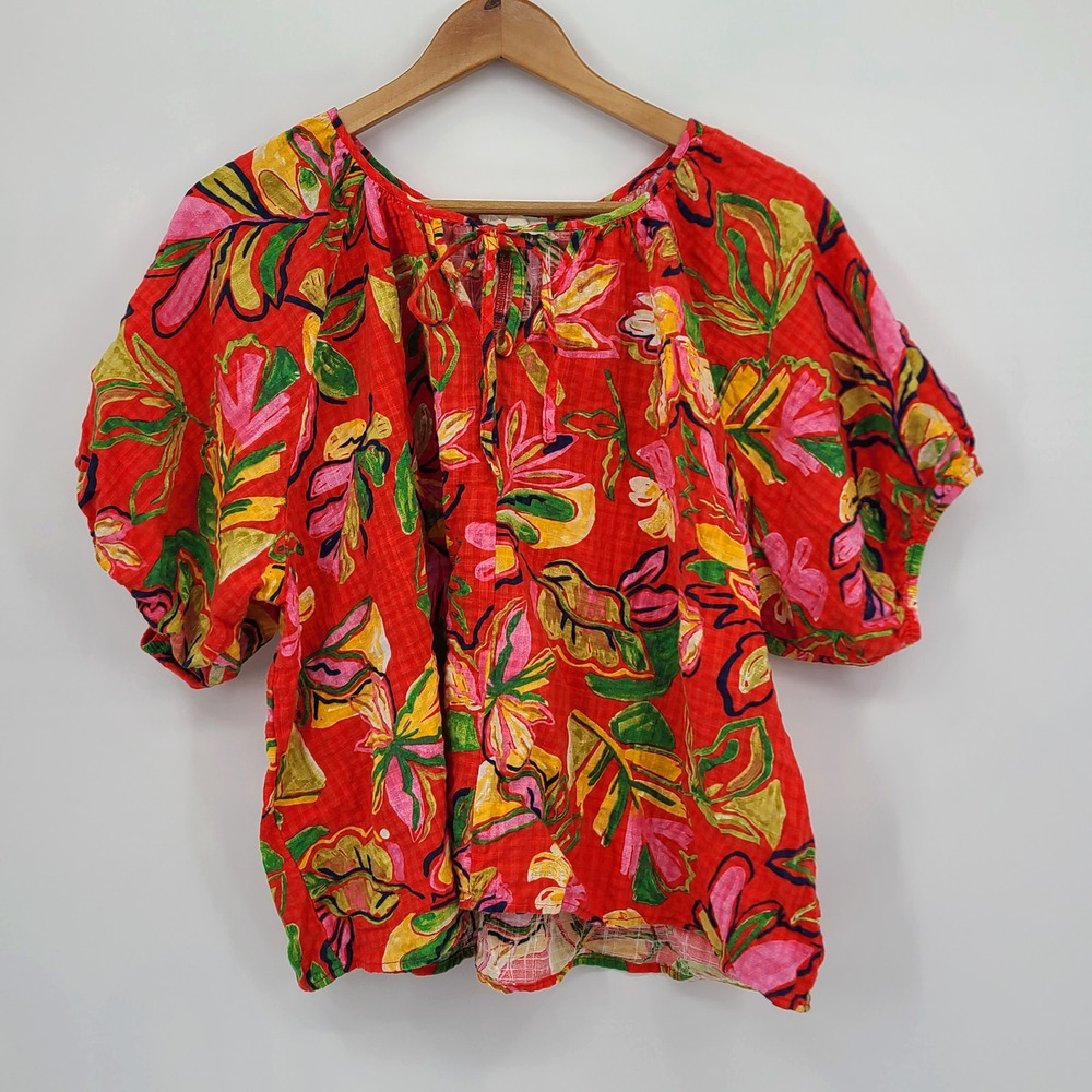Easel Flowy Red Tropical Floral Top Boho Chic Vacation Ready Resortwear Size L